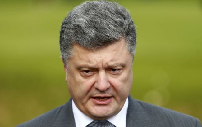 Порошенко назвав "військовий парад" у Донецьку 9 травня брутальним фарсом