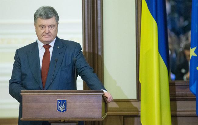 Порошенко подписал указ о награждении 36 воинов