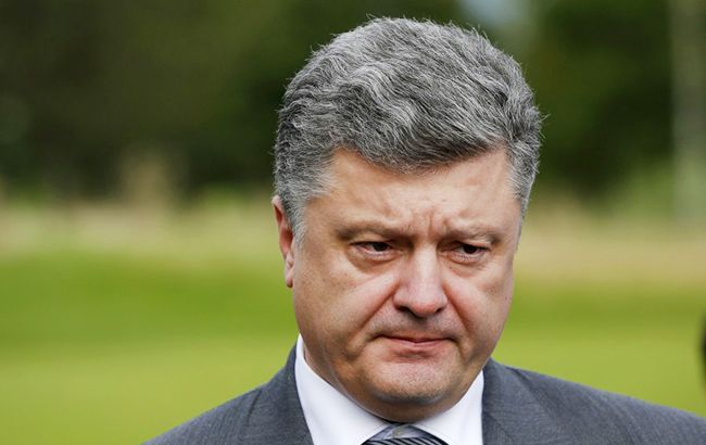 Порошенко попал впросак на Майдане: сеть позабавило видео