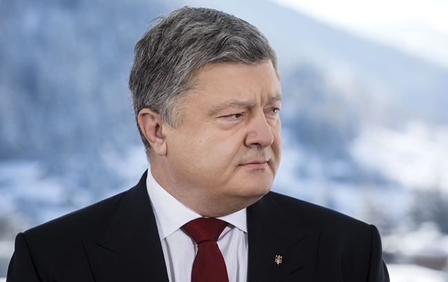 Порошенко вважає неможливими вибори на Донбасі до виводу російських військ