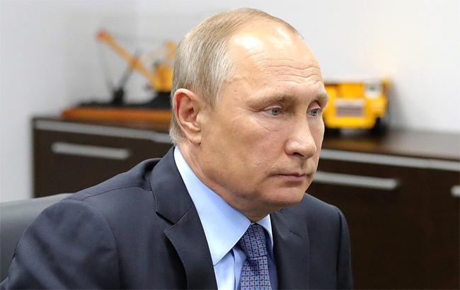 "Спаситель отечества": в сети рассказали, почему болезнь Путина влияет на россиян
