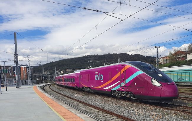 Пасажири поїздів у Іспанії зможуть подорожувати за 7 євро: деталі