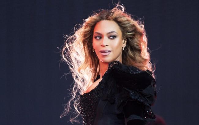 Выглядеть как звезда: визажист Beyonce раскрыл секрет устойчивого макияжа