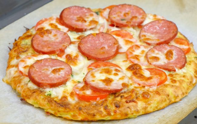 Соковита піца з кабачків: приготуйте раз і закохаєтеся в цей рецепт!