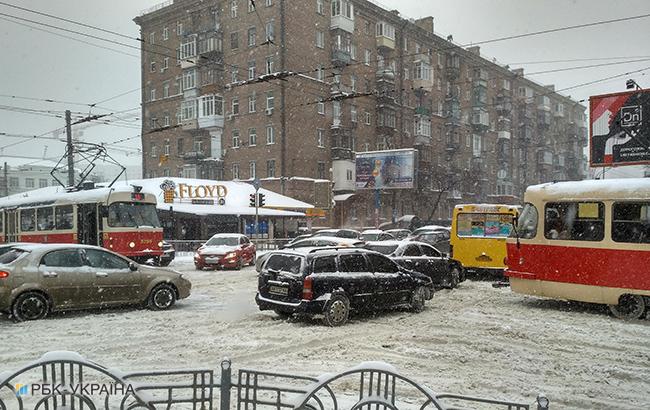 Погода на сегодня: в Украине снег, местами с дождем, температура до +15