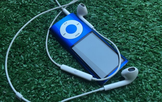 Apple прекращает производство плеера iPod