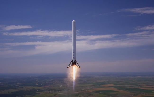 З'явилося відео історичної посадки ракети SpaceX