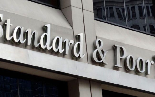 S&P знизило рейтинг України в іноземній валюті