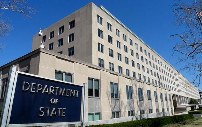 Держдеп США роз'яснив необхідність перевірок соцмереж для видачі віз