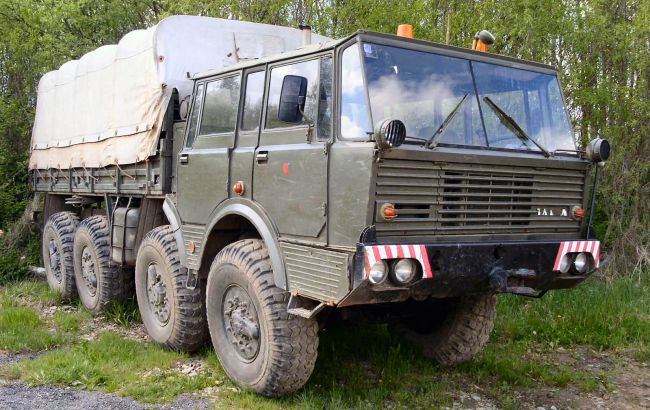 Шість, вісім і десять: у чому переваги та недоліки багатоколісних машин