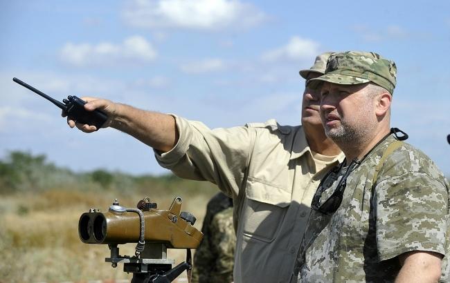 Україна має відновити позиції на світових ринках зброї, - Турчинов