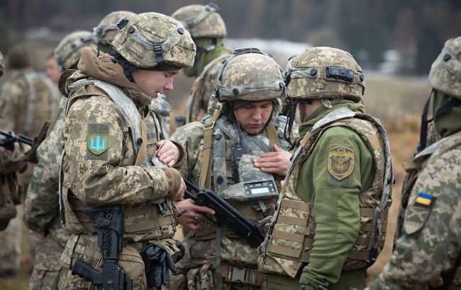 Окупанти тиснуть на чотирьох напрямках і зайшли на північ Сумської області: карти ISW