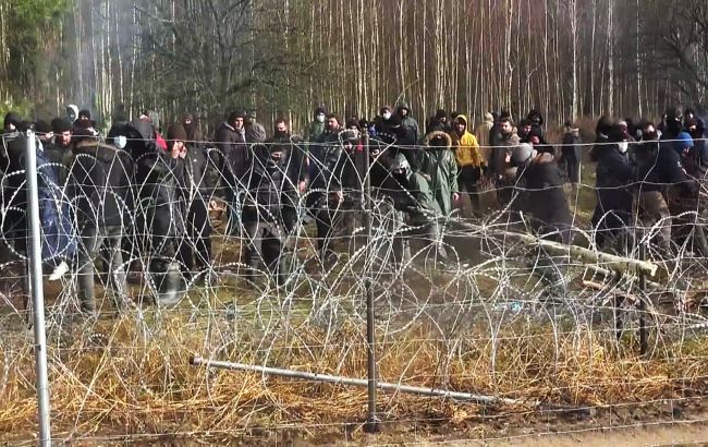 Миграционный кризис. Во время штурма польской границы четверо военных получили ранения