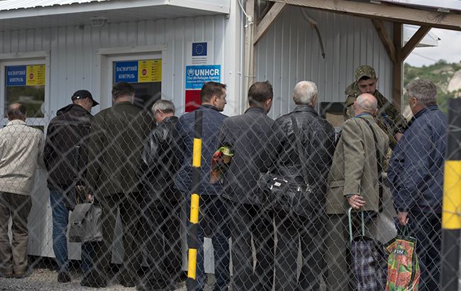 На Донбасі КПВВ "Новотроїцьке" закриють на один день