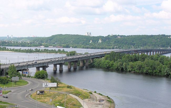 Міст Патона у Києві закриють на 5 років: названа причина