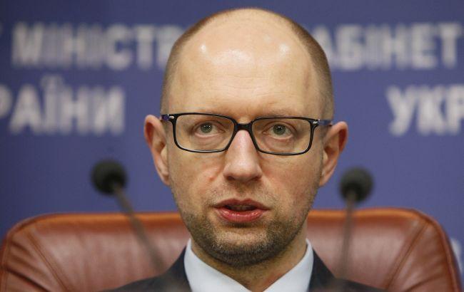 В рамках реформы из МВД уволили 24 тыс. сотрудников, - Яценюк