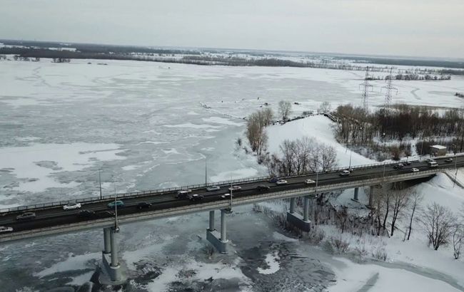 В Киеве завтра ограничат движение на Южном мосту